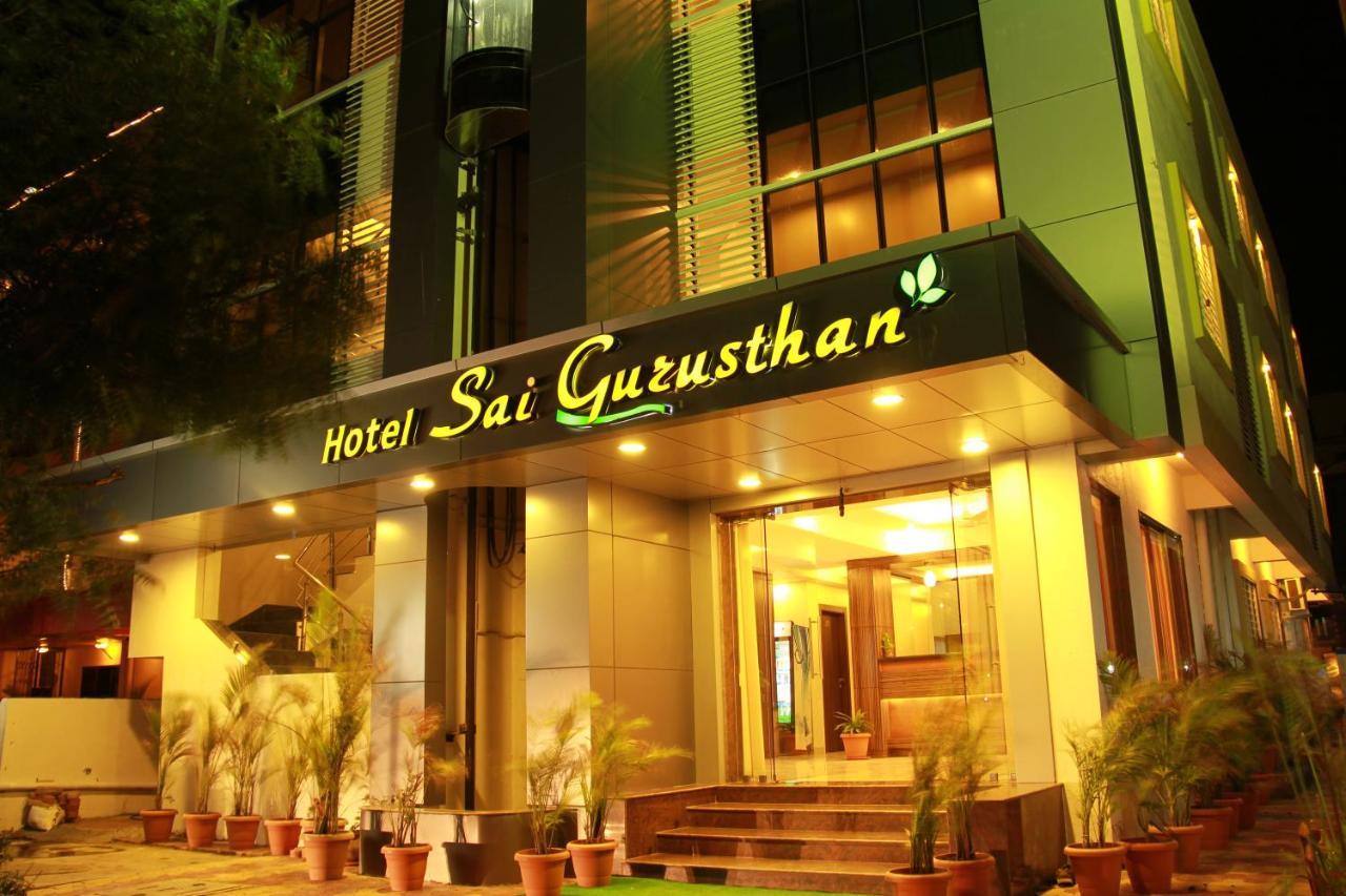 Hotel Sai Gurusthan Shirdi Eksteriør billede